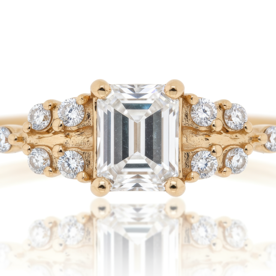 Solitaire Engagement Ring 18K Rose Gold Solitaire Engagement Ring 18K Rose Gold